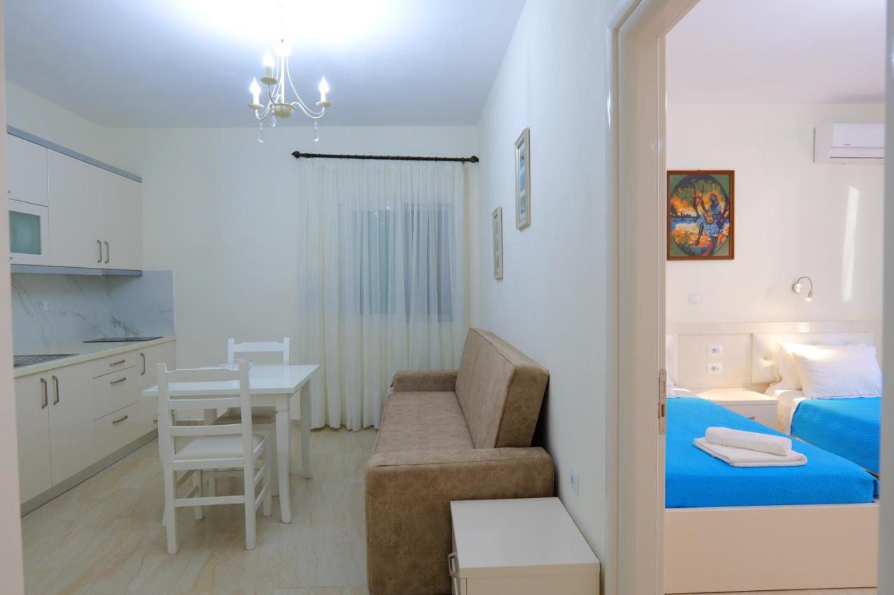 Sunny Holiday Σαράντα Εξωτερικό φωτογραφία
