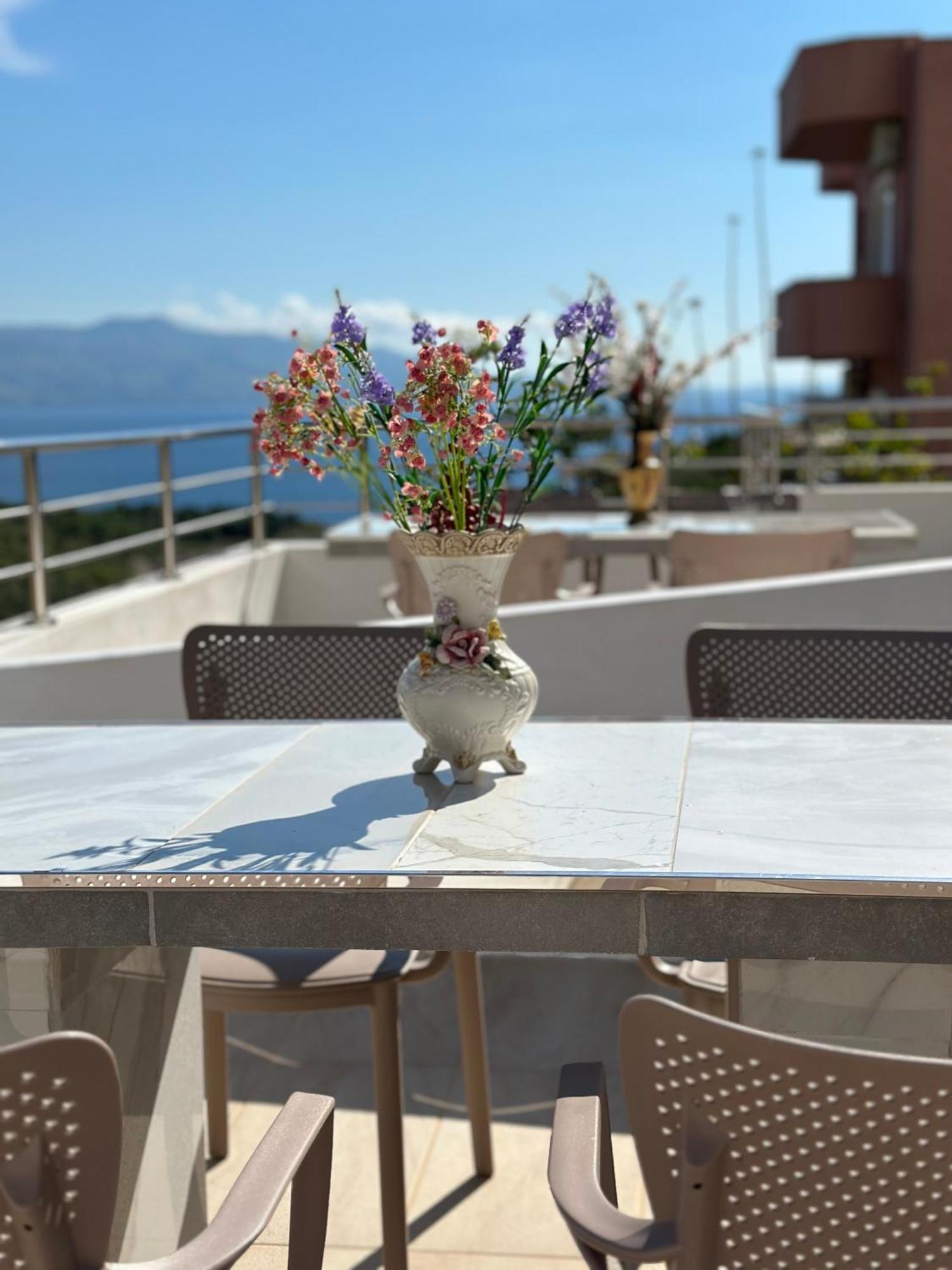 Sunny Holiday Σαράντα Εξωτερικό φωτογραφία